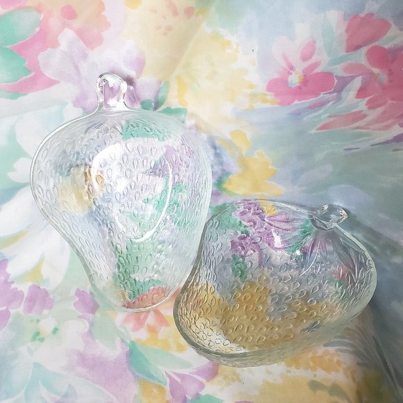 Vintage Sweet Strawberry Bowls - Picture 1 of 1